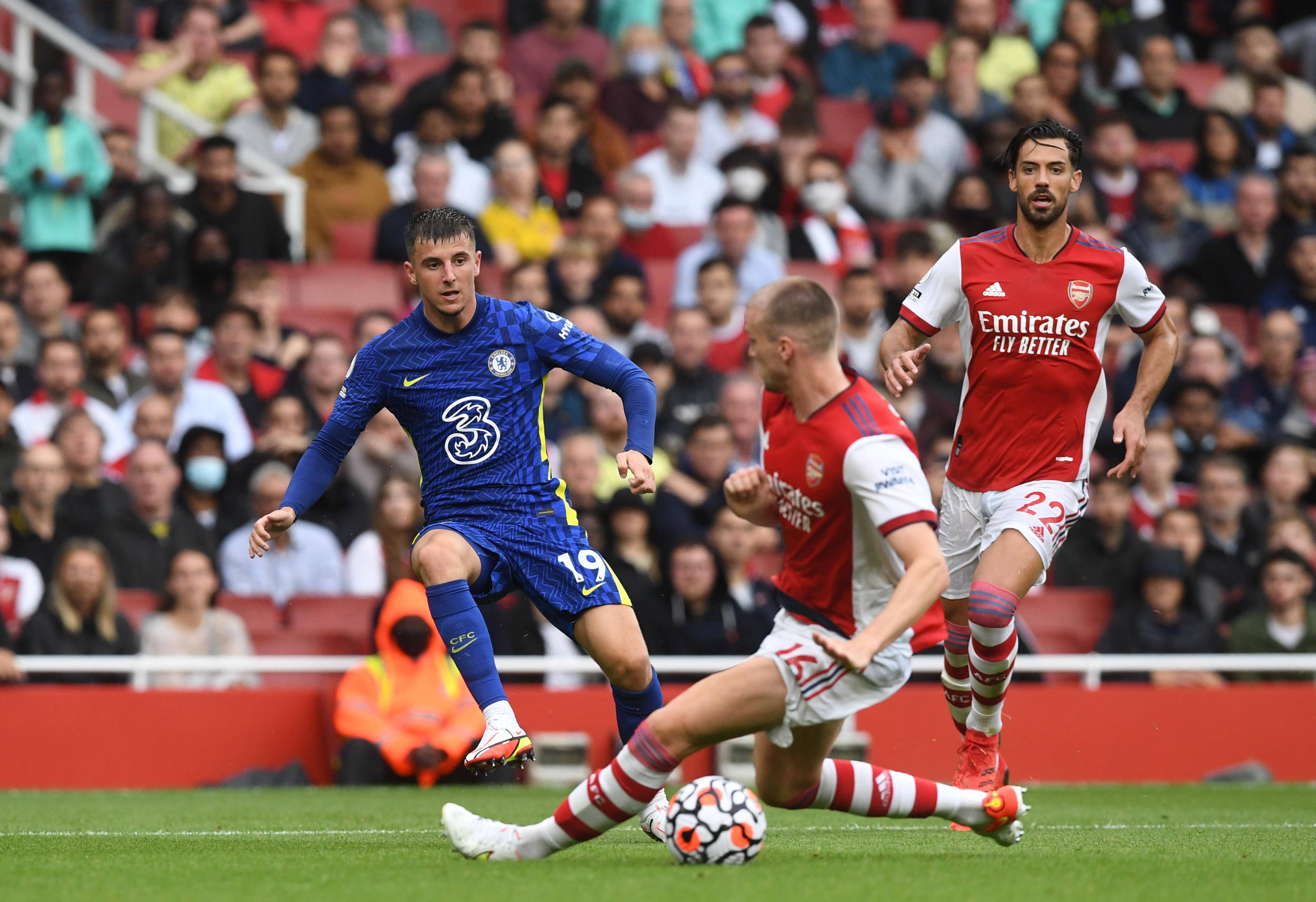 阿森纳力挺锋线引援：瞄准尼科-威廉姆斯，夏窗对决拜仁争锋